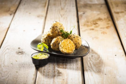 Bitterbal rode curry